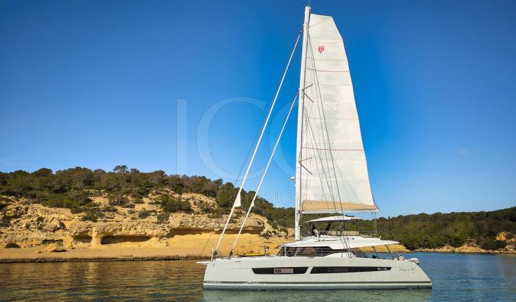 FOUNTAINE PAJOT ALEGRIA 67